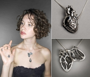 heart necklace