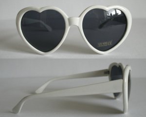 heart shaped glasses