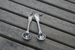 сережки-ложечки