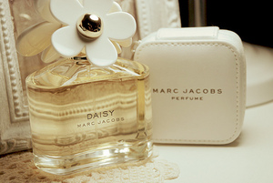 Daisy by Marc Jacobs