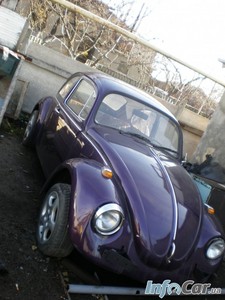 фиолетовый Volkswagen_Beetle 1972 года выпуска