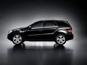 Mercedes-Benz ML)))))))))