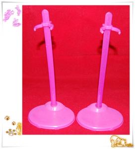Doll stands