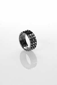 han cholo - 3 row spike ring