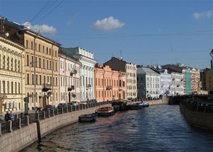 жить в Петербурге