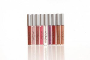 lip gloss- wow cosmetics