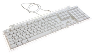 Новую клаву без русских буковок Apple Keyboard Pro m7803