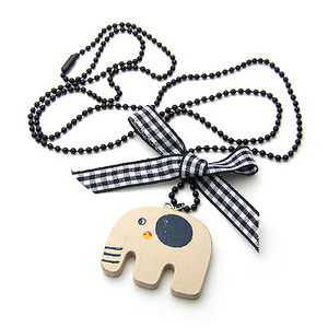 F277 Korea Style Lovely and Cute Elephant Necklace