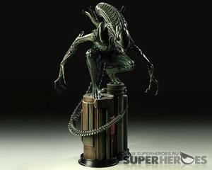 Alien Warrior Maquette