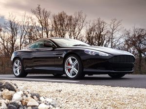 aston martin db9