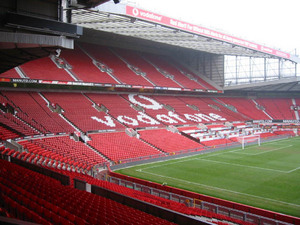 посетить Old Trafford