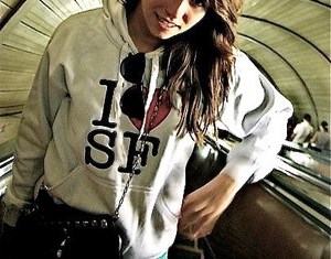 Толстовка белая/светло серая i love Spb/Paris/London/my boyfriend
