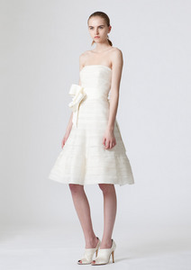 Daphne by Vera Wang