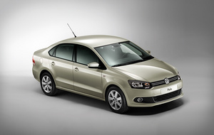 VW Polo Sedan Highline