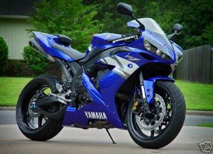 Мотоцикл Yamaha R1