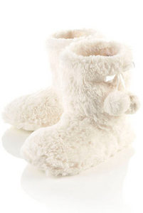 EFFIE Furry Slipper Boots