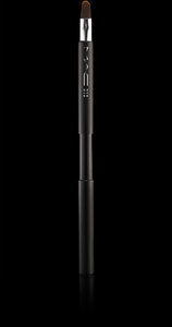 MAC 318 Retractable Lip Brush