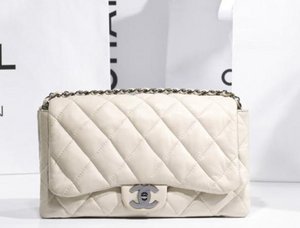 Chanel 2.55 pearl