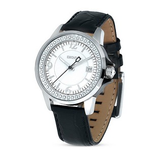 Leather band watch