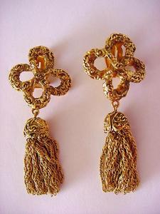 chanel earrings