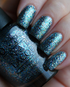 OPI Simmer & Shimmer