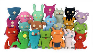 Уродца Ice Bat из серии Ugly Dolls