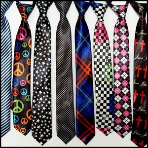 галстуки.