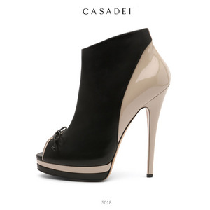 Ботильоны Casadei