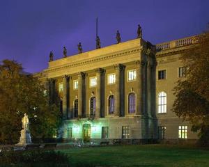 на обучение в HUMBOLDT-UNIVERSIT&#196;T ZU BERLIN