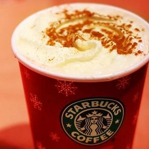 имбирно-пряничный латте из Starbucks))