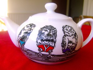 Hand Drawn Teapot - Owls in Pants