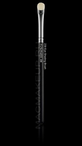 MAC 239 Eye Shader Brush