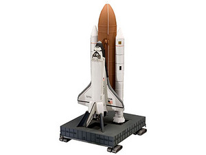 Revell Space Shuttle Discovery + Booster Rockets 1/144