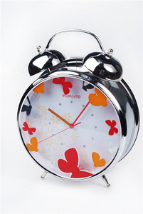 Будильник с красного куба