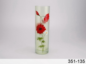 Стеклянные вазы под цветы