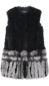 Giambattista Valli    DETAILED FOX VEST  € 2.598,00