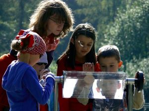 Ogr&#243;d Do&#347;wiadcze&#324; w Krakowie - sensoryczny park edukacyjny w Polsce.