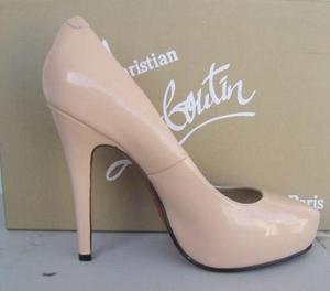 Туфли Christian Louboutin Nude