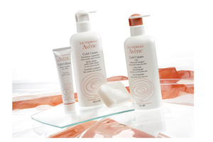 Набор косметики по уходу за лицом Avene