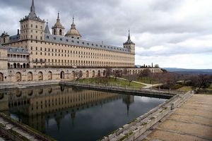 погулять по Эскориалу