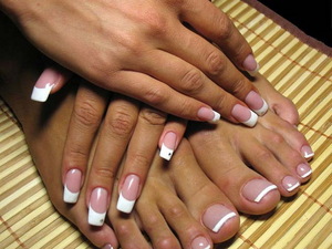 маникюр и педикюр