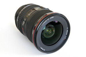 CANON EF 17-40 mm f/4 L USM