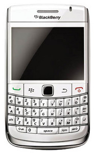 Blackberry Bold 9780 in White
