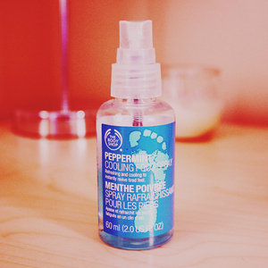 The body shop Peppermint Cooling Foot Spray