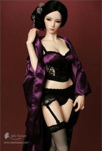 EID_Woman Purple lingerie set