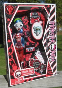 Monster High GHOULIA YELPS