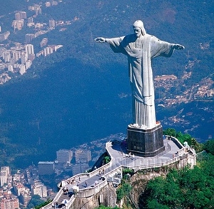 прикоснуться к стате Христа в Рио