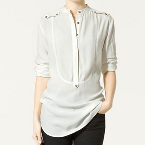 LARGE BLOUSE WITH SHOULDER DETAIL