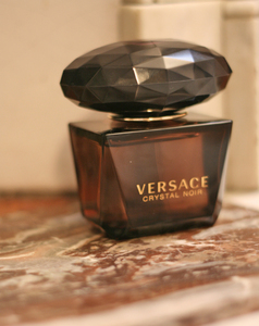 versace crystal noir