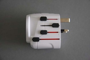 SKROSS World Travel Adapter 3